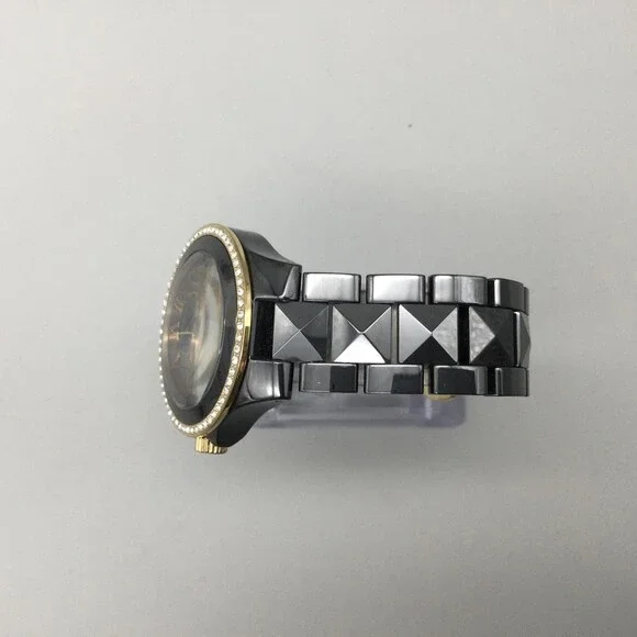 Isaac Mizrahi Live Womens Watch 36mm Black Dial Gold Tone New Battery 6.75" - Picture 4 of 14